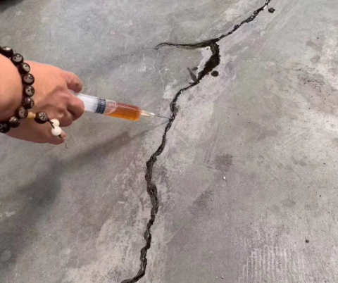 安义混凝土裂缝修补技术详解​